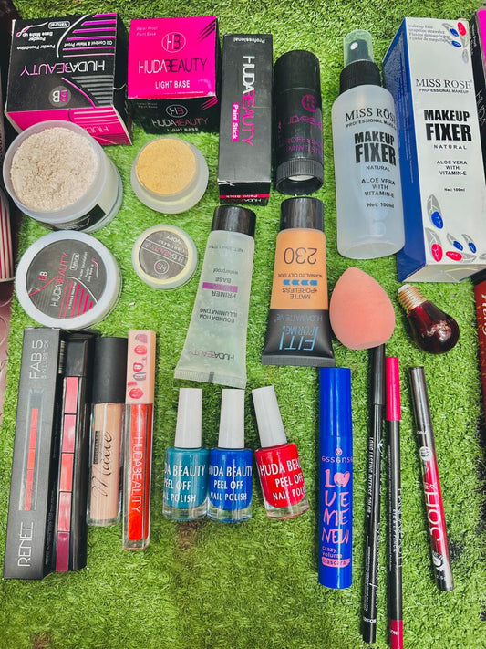 18 premium makeup product in one deal shopido.pk